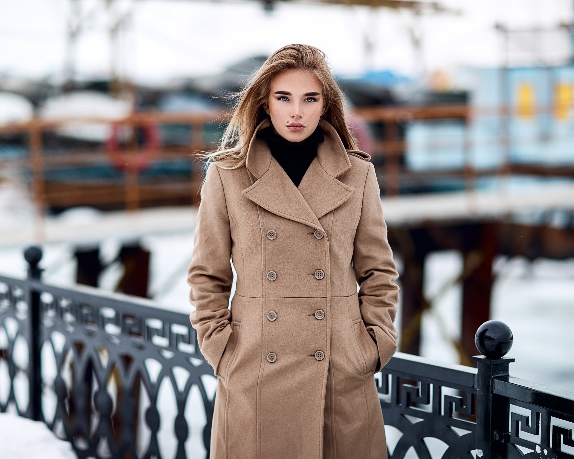 Зимнее пальто для девушек