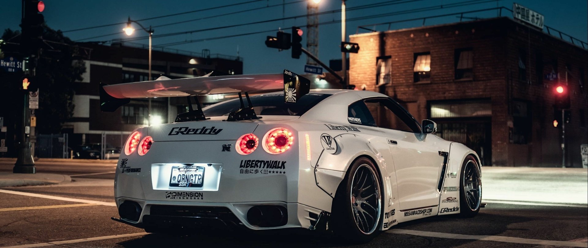 Nissan Gtr At Night X Id Wallpaper Abyss