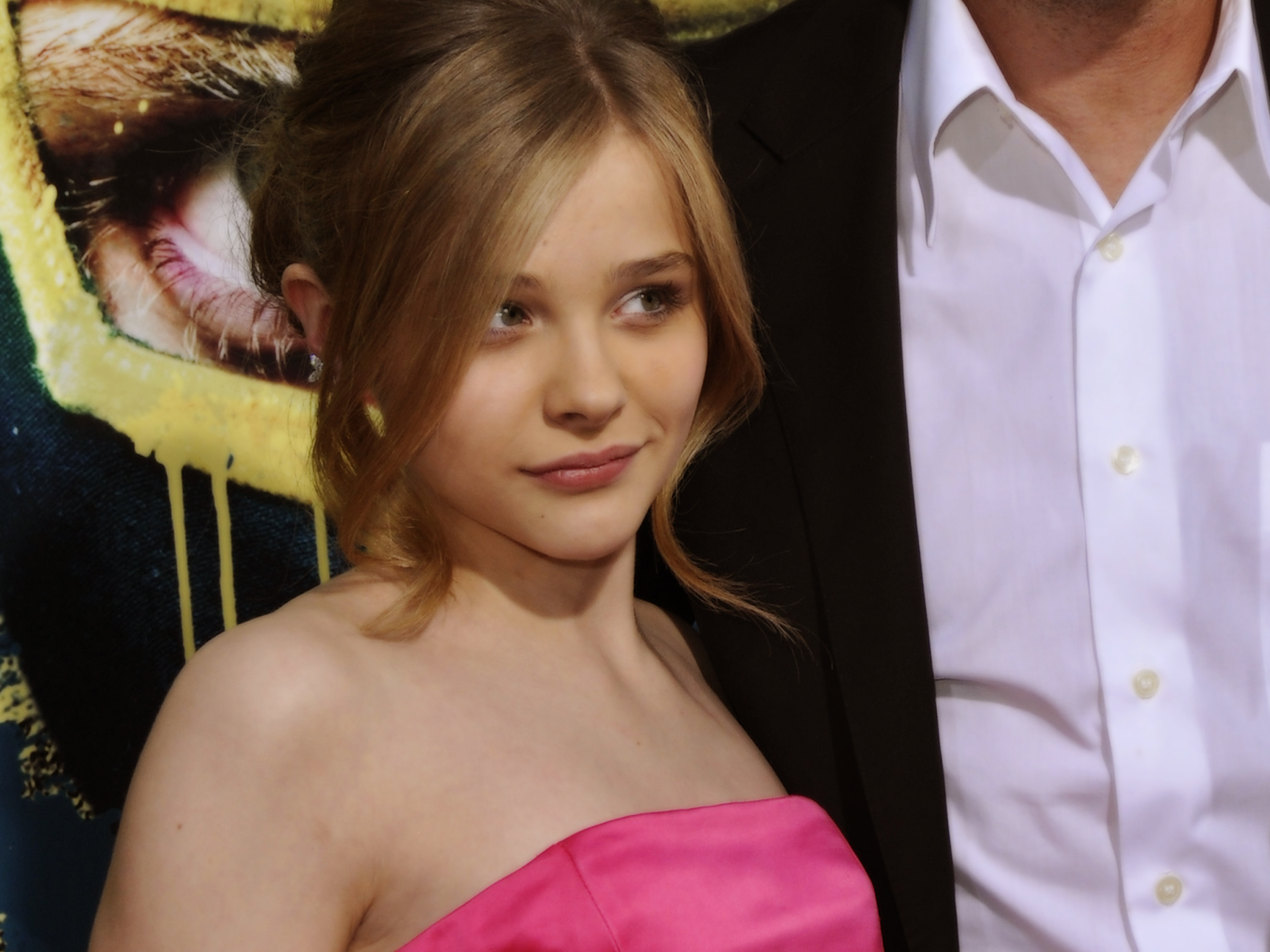 Chloë Grace Moretz Computer Wallpapers, Desktop Backgrounds | 2560x1920 ...
