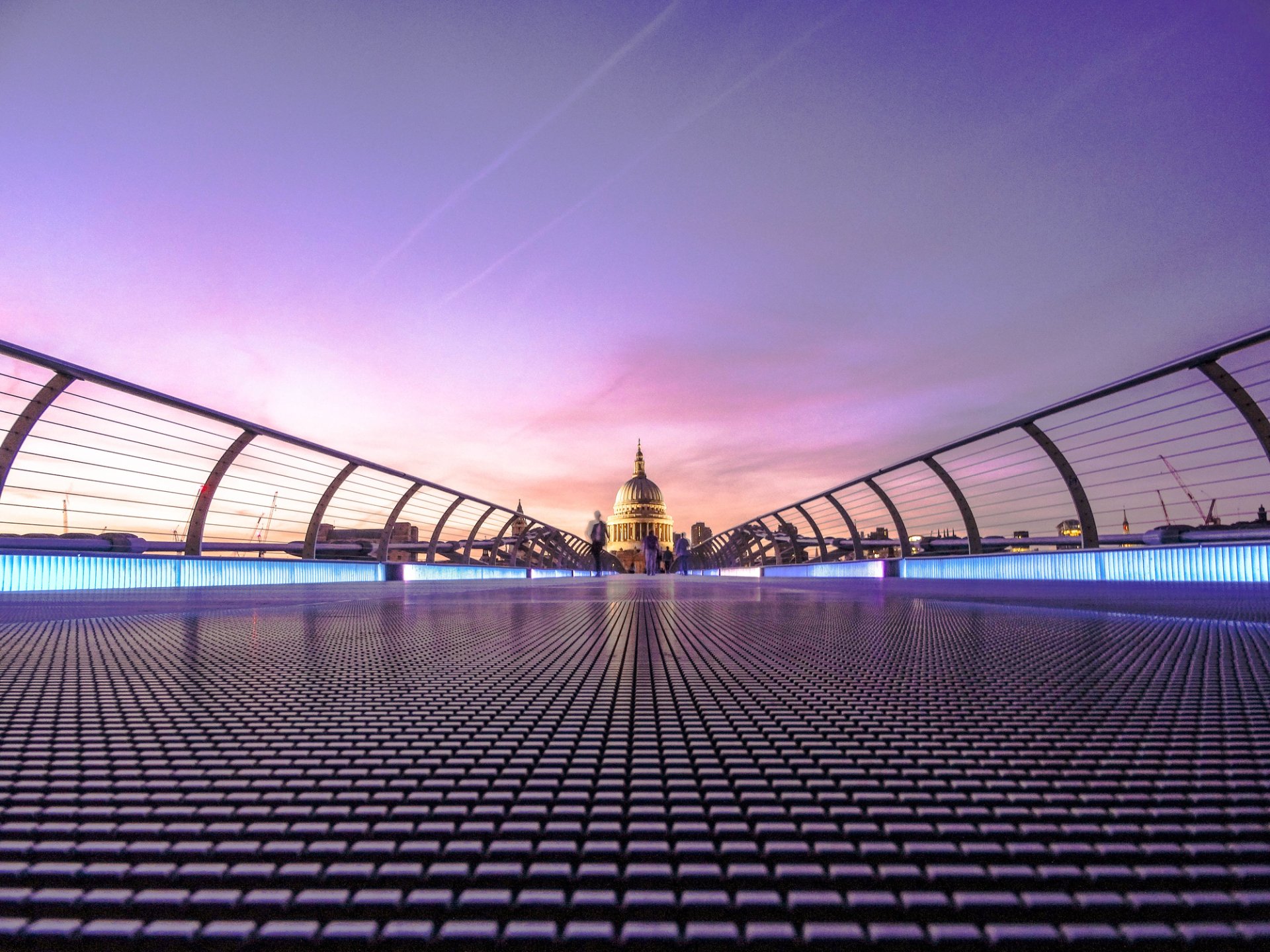 Download London Sunset Bridge Man Made Millennium Bridge HD Wallpaper