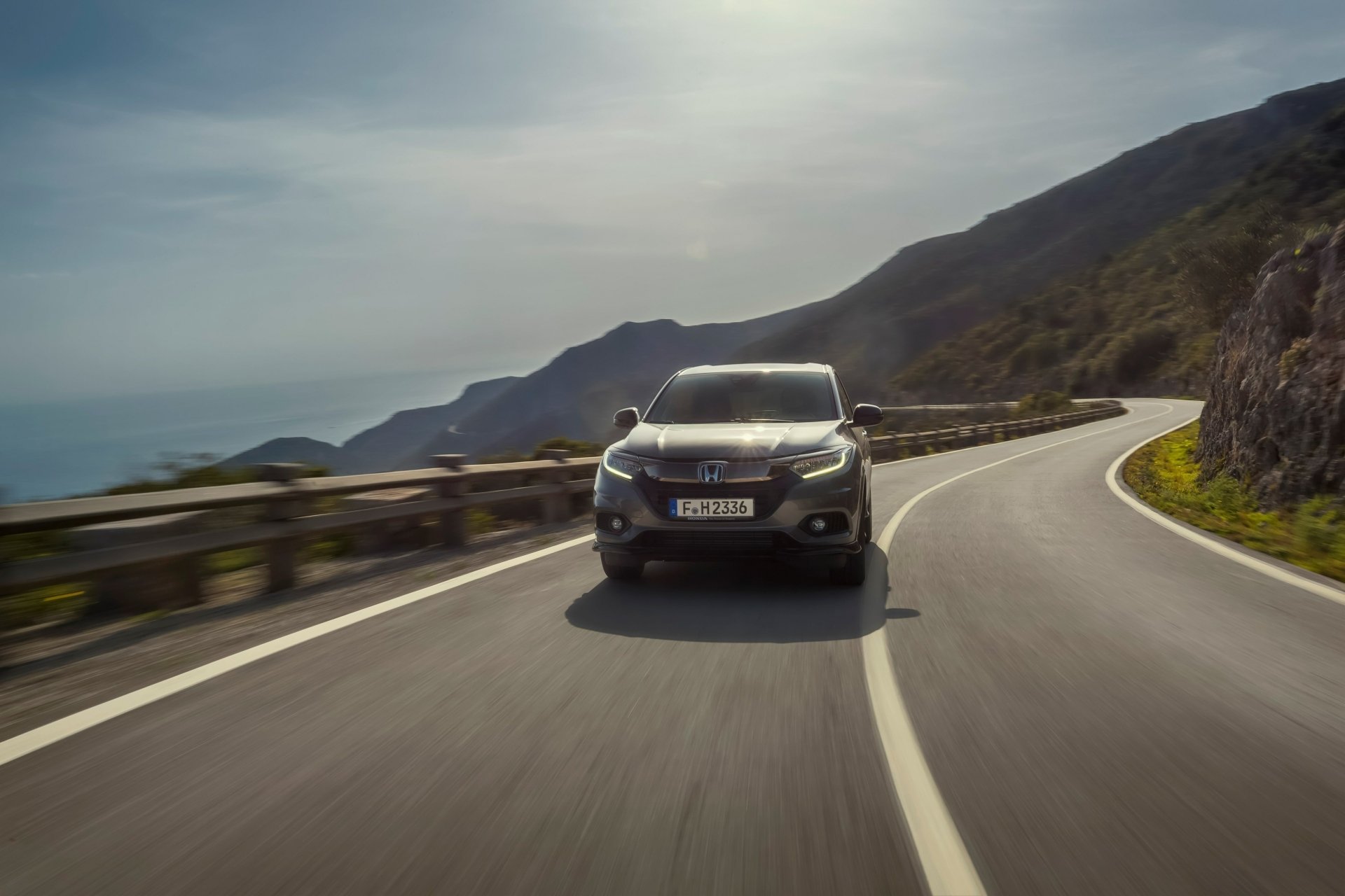 Download Silver Car SUV Car Honda Vehicle Honda HR-V 4k Ultra HD Wallpaper