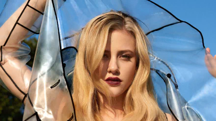 blonde Celebrity Lili Reinhart HD Desktop Wallpaper | Background Image