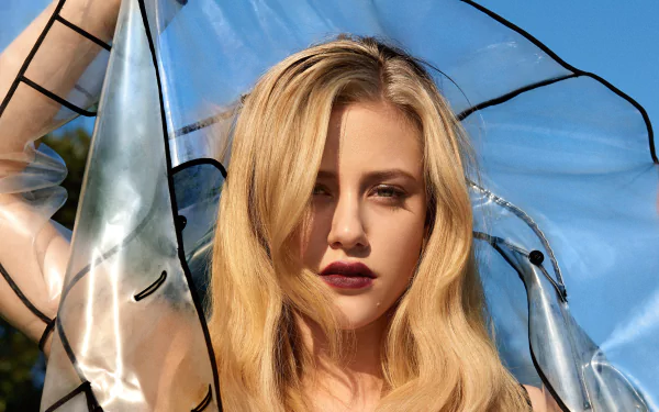 blonde Celebrity Lili Reinhart HD Desktop Wallpaper | Background Image