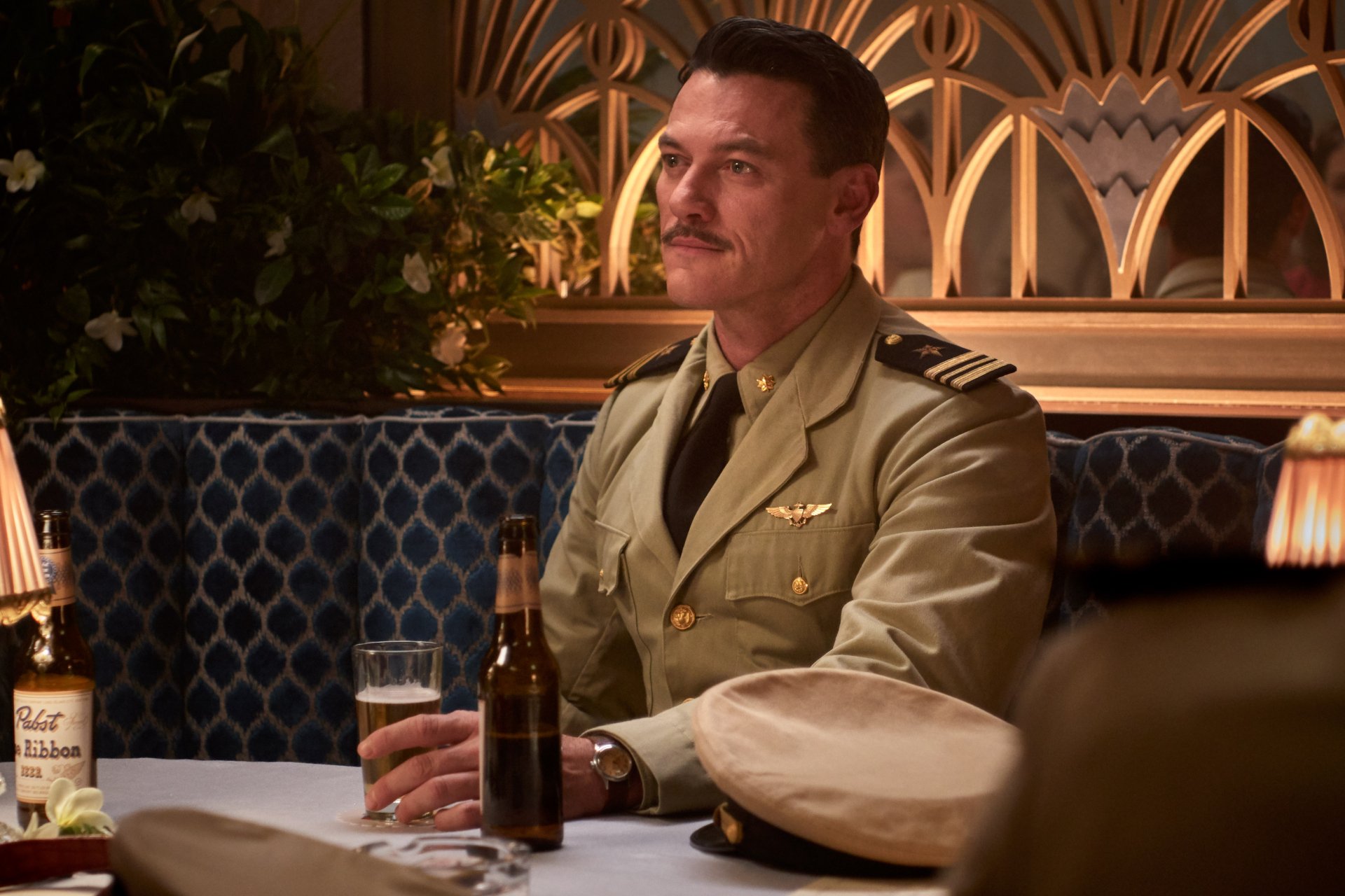 Download Luke Evans Midway (2019) Movie HD Wallpaper