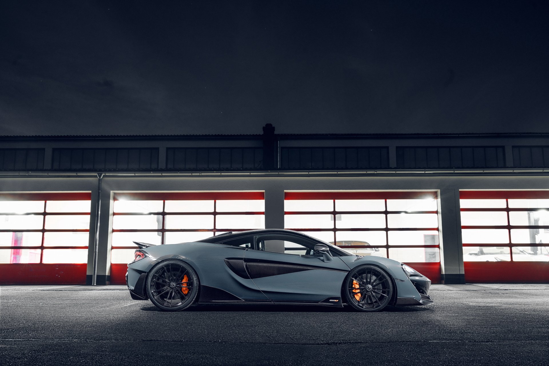 Download Silver Car Supercar Car McLaren Vehicle McLaren 600LT 4k Ultra HD Wallpaper