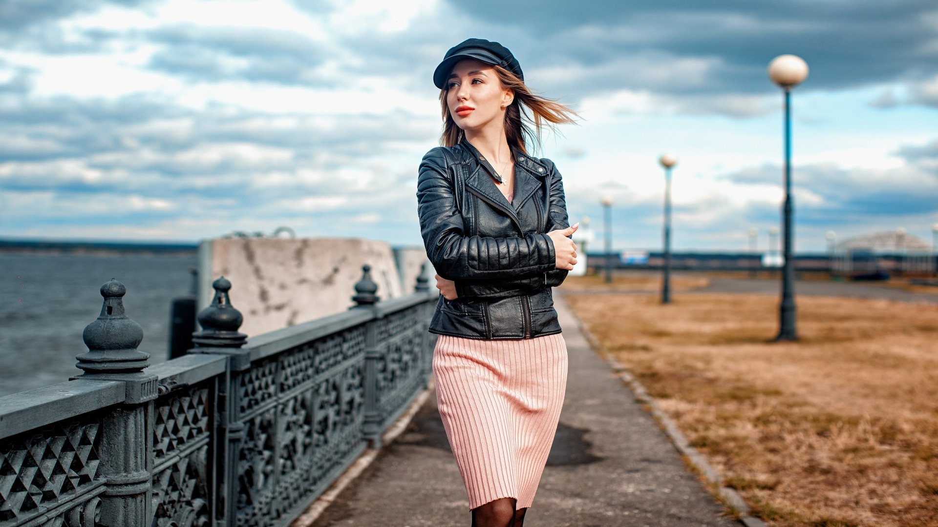 Download Leather Jacket Hat Brunette Depth Of Field Woman Model HD Wallpaper