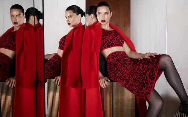 reflection lipstick black hair mirror model Brazilian Celebrity Adriana Lima HD Desktop Wallpaper | Background Image