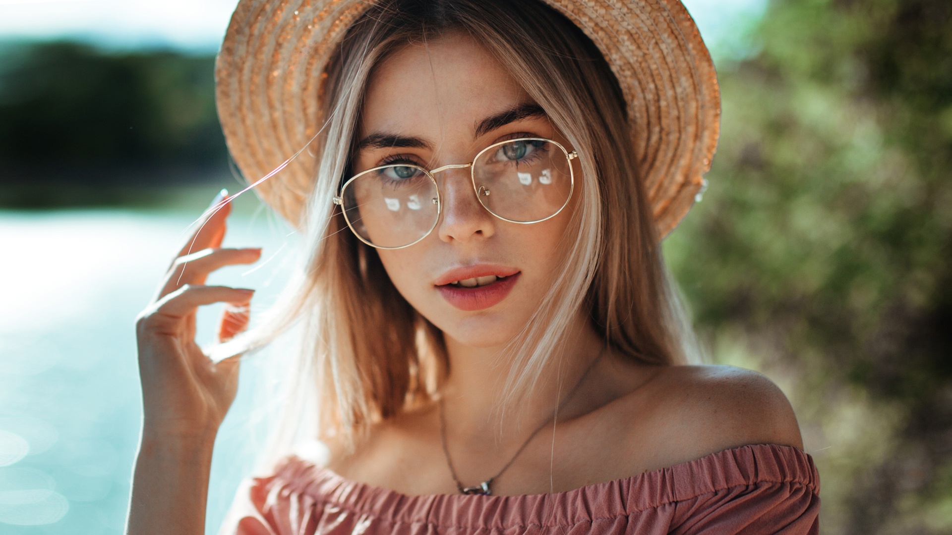 Download Blonde Depth Of Field Hat Glasses Face Woman Model Hd Wallpaper