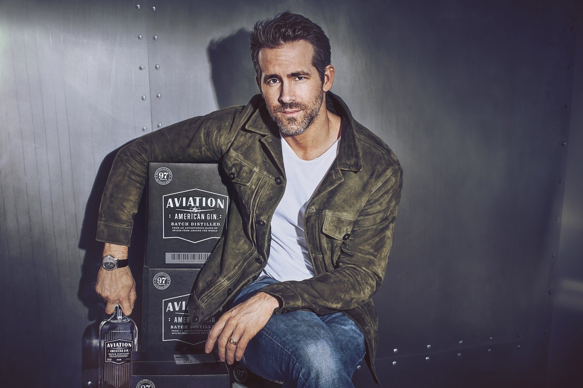 Download Canadian Actor Celebrity Ryan Reynolds Hd Wallpaper 