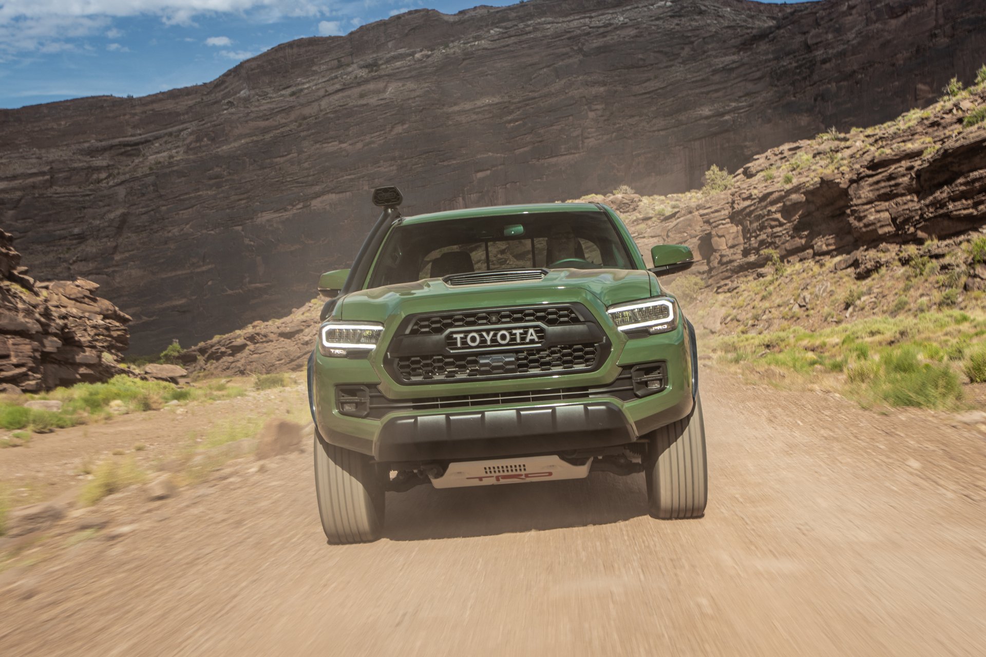 Download Green Car Car Toyota Vehicle Toyota Tacoma 4k Ultra HD Wallpaper