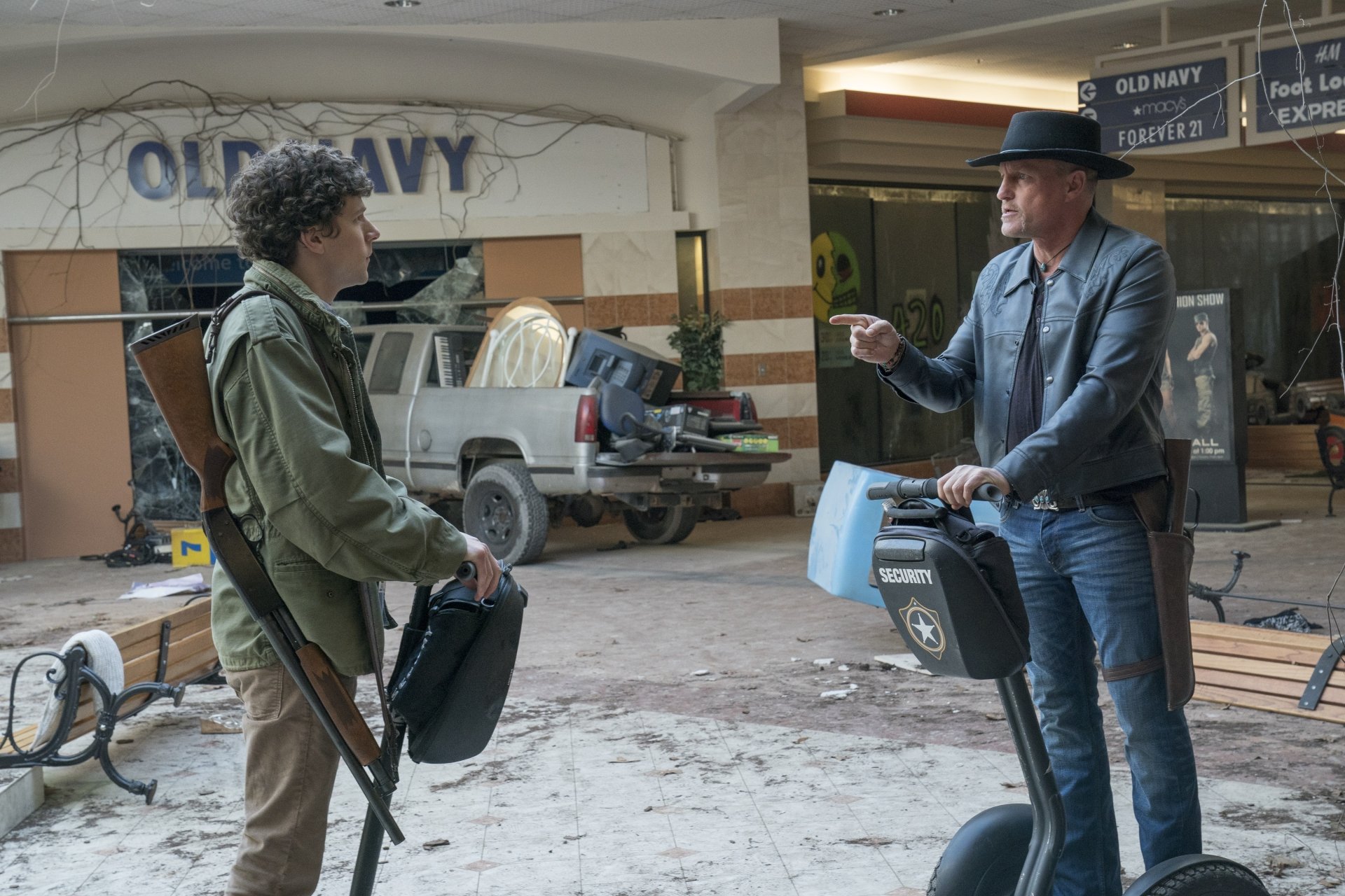 Download Jesse Eisenberg Woody Harrelson Movie Zombieland: Double Tap 4k Ultra HD Wallpaper