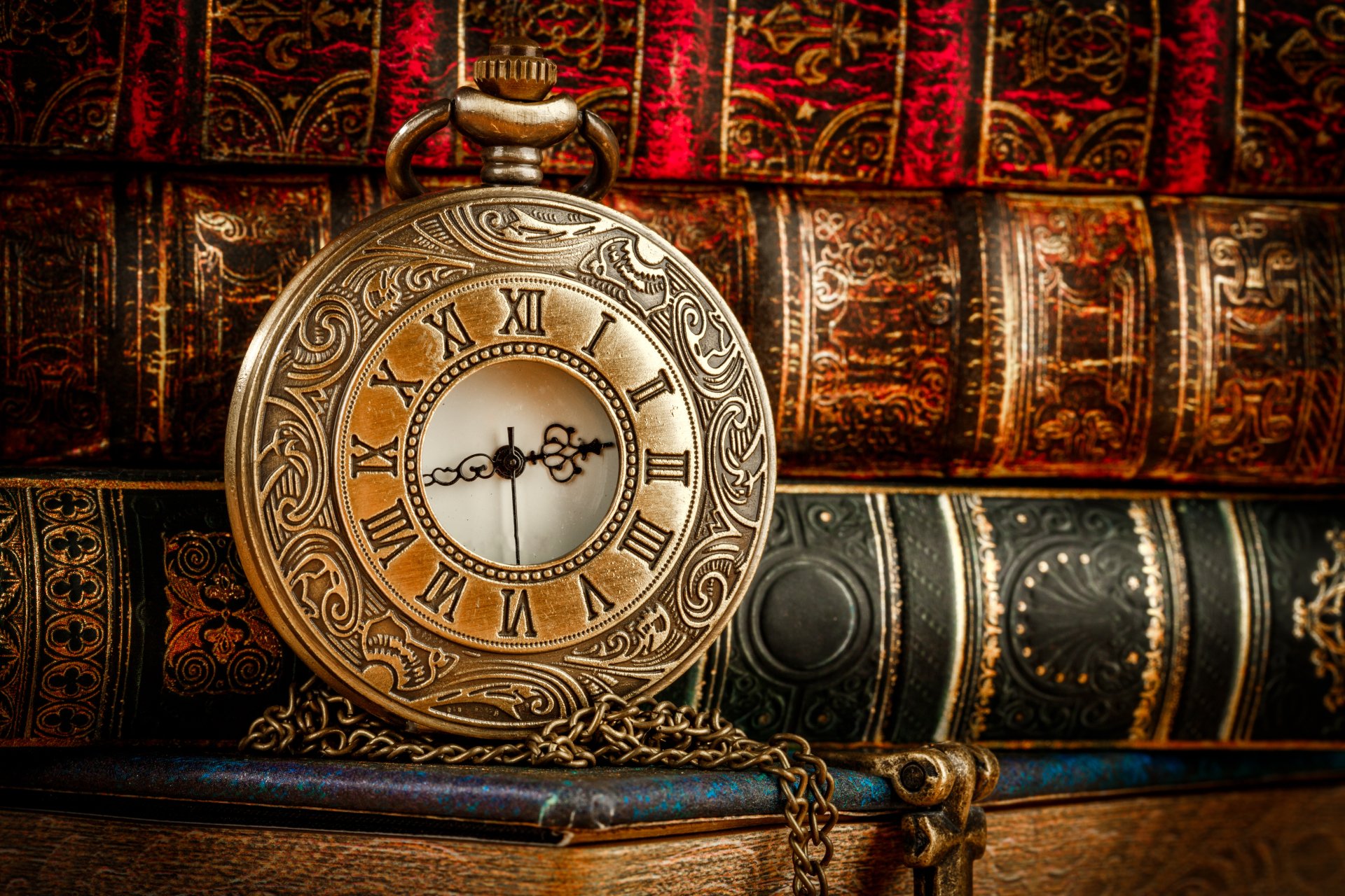 Download Pocket Watch Man Made Watch 4k Ultra HD Wallpaper
