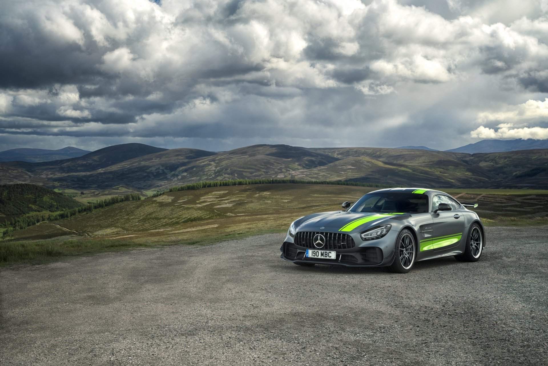 Мерседес AMG gt r 4k