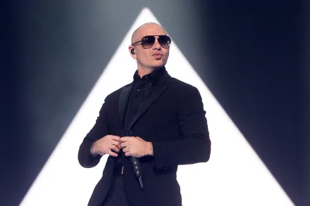 singer rapper American Pitbull (Singer) Armando Christian Pérez music pit bull HD Desktop Wallpaper | Background Image