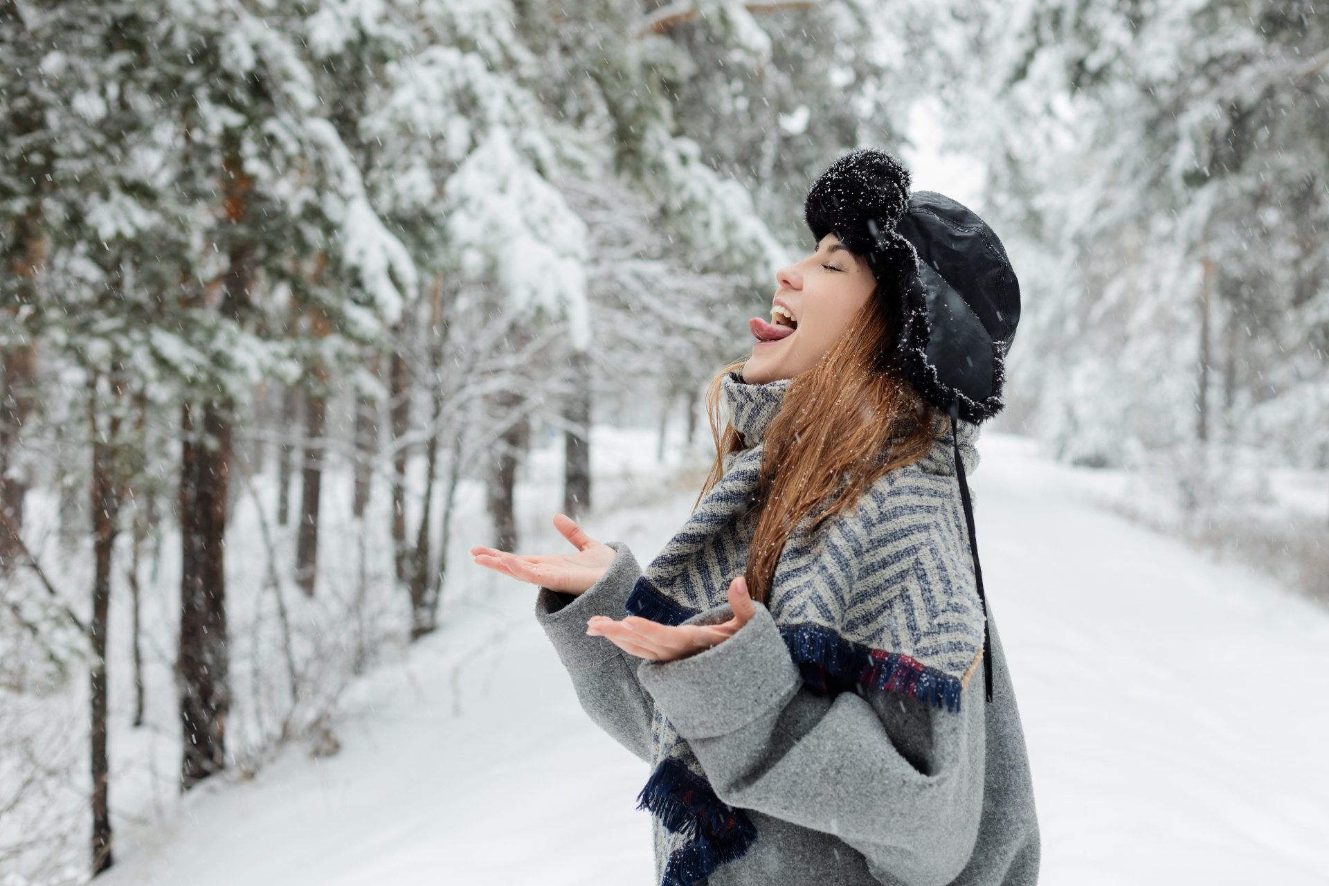 Download Depth Of Field Hat Redhead Winter Woman Model 4k Ultra HD ...