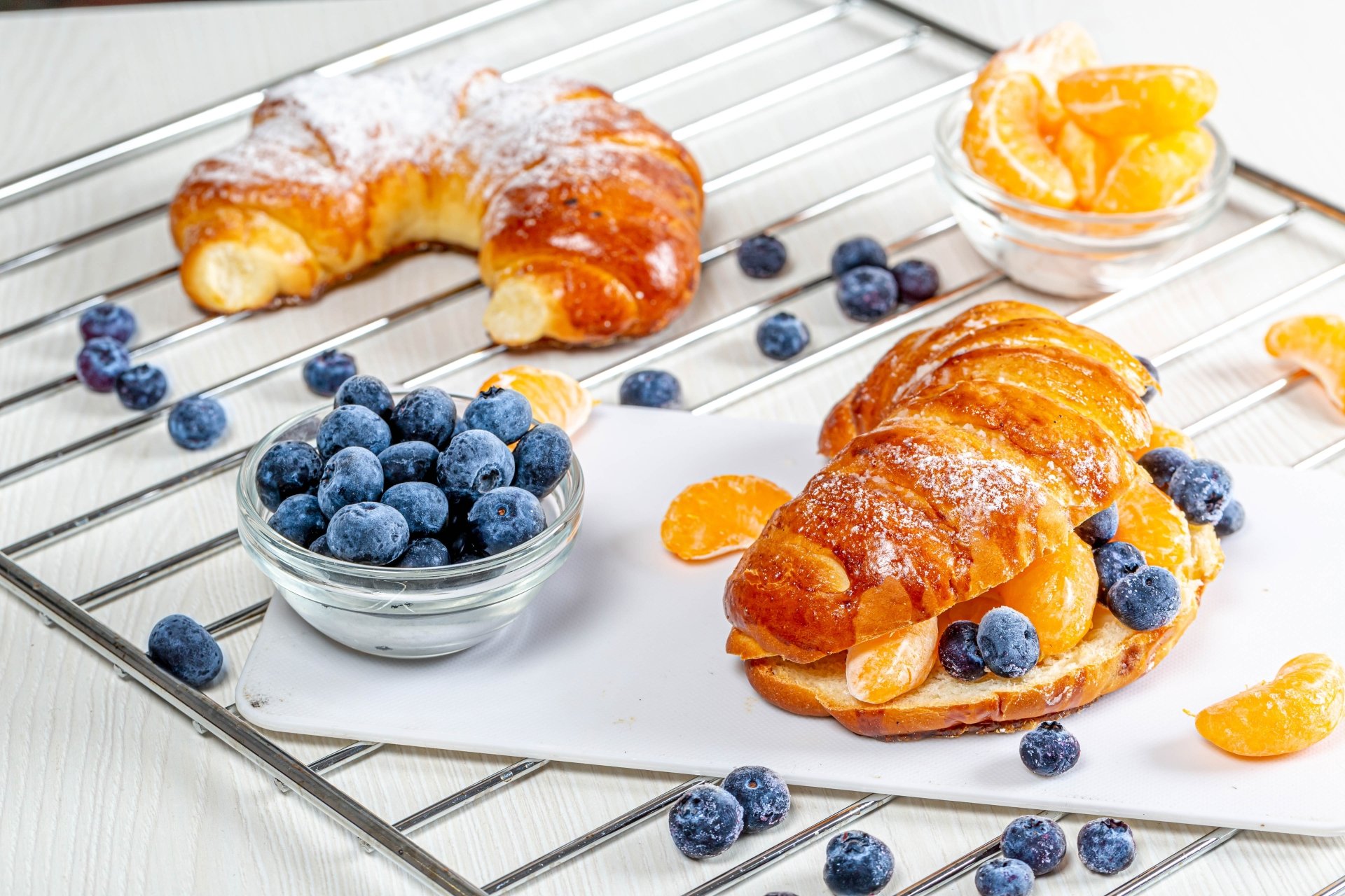 Download Viennoiserie Tangerine Blueberry Berry Food Croissant 4k Ultra HD Wallpaper