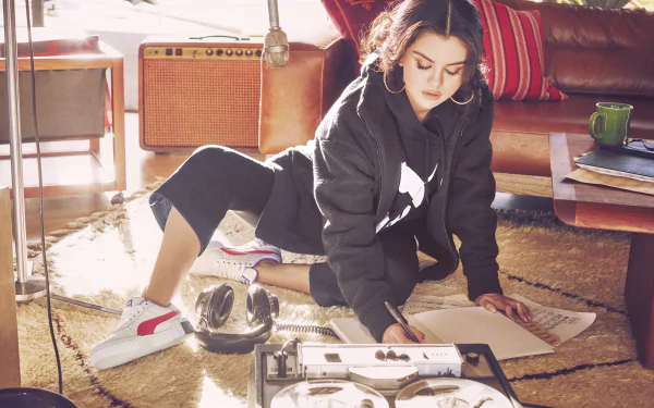  Selena Gomez x PUMA