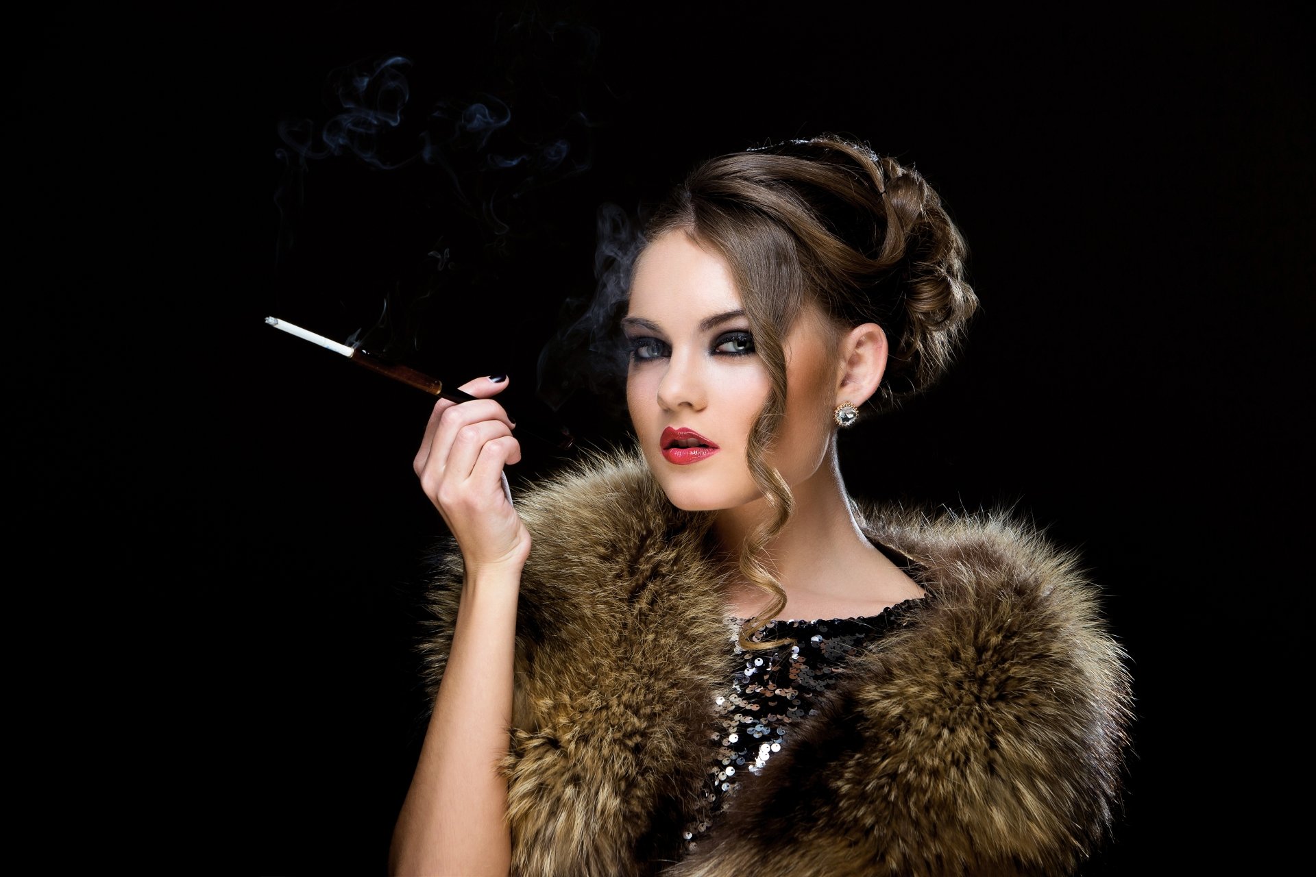 Download Fur Smoking Brunette Lipstick Woman Model 4k Ultra HD Wallpaper