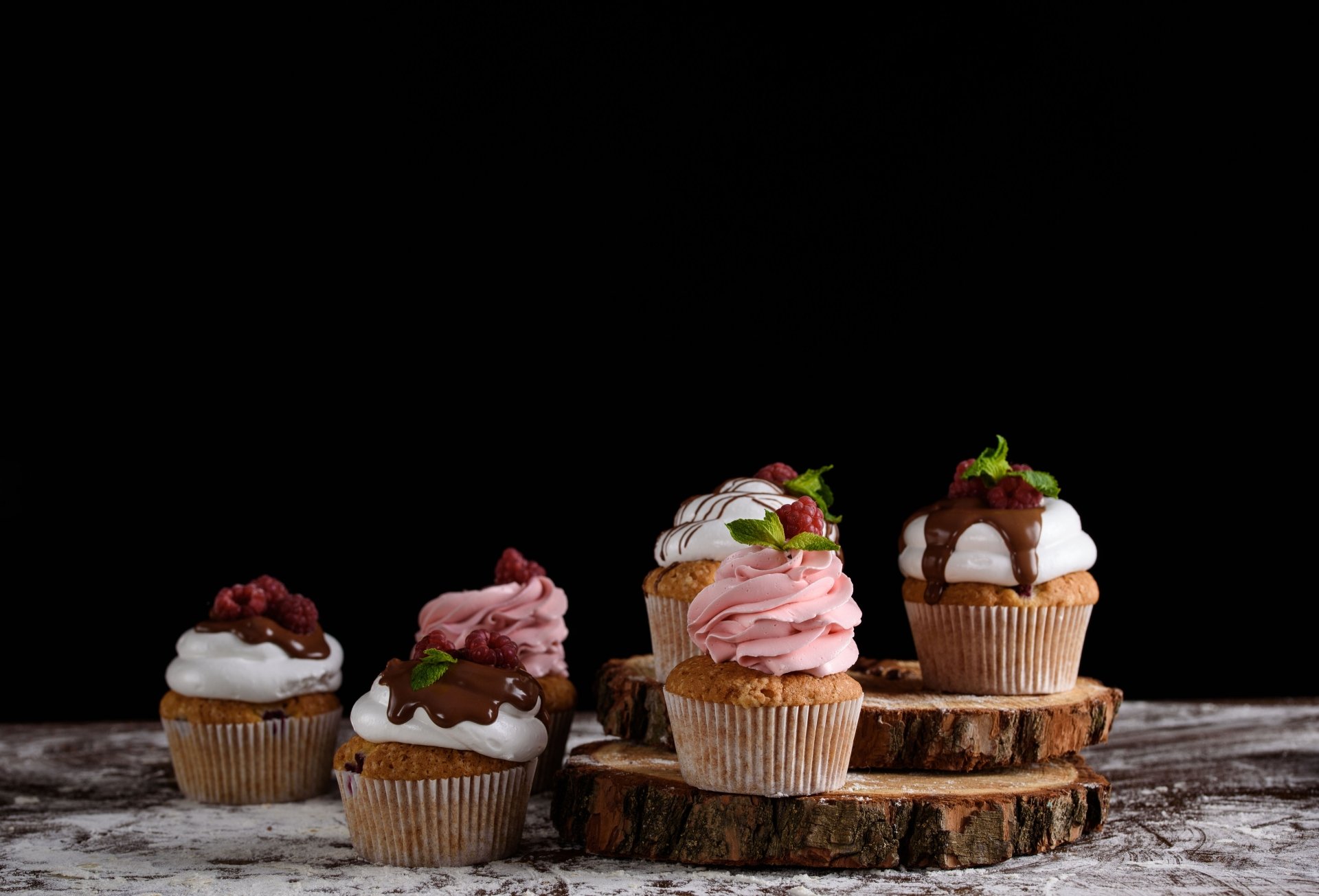 Download Sweets Cream Food Cupcake 4k Ultra HD Wallpaper