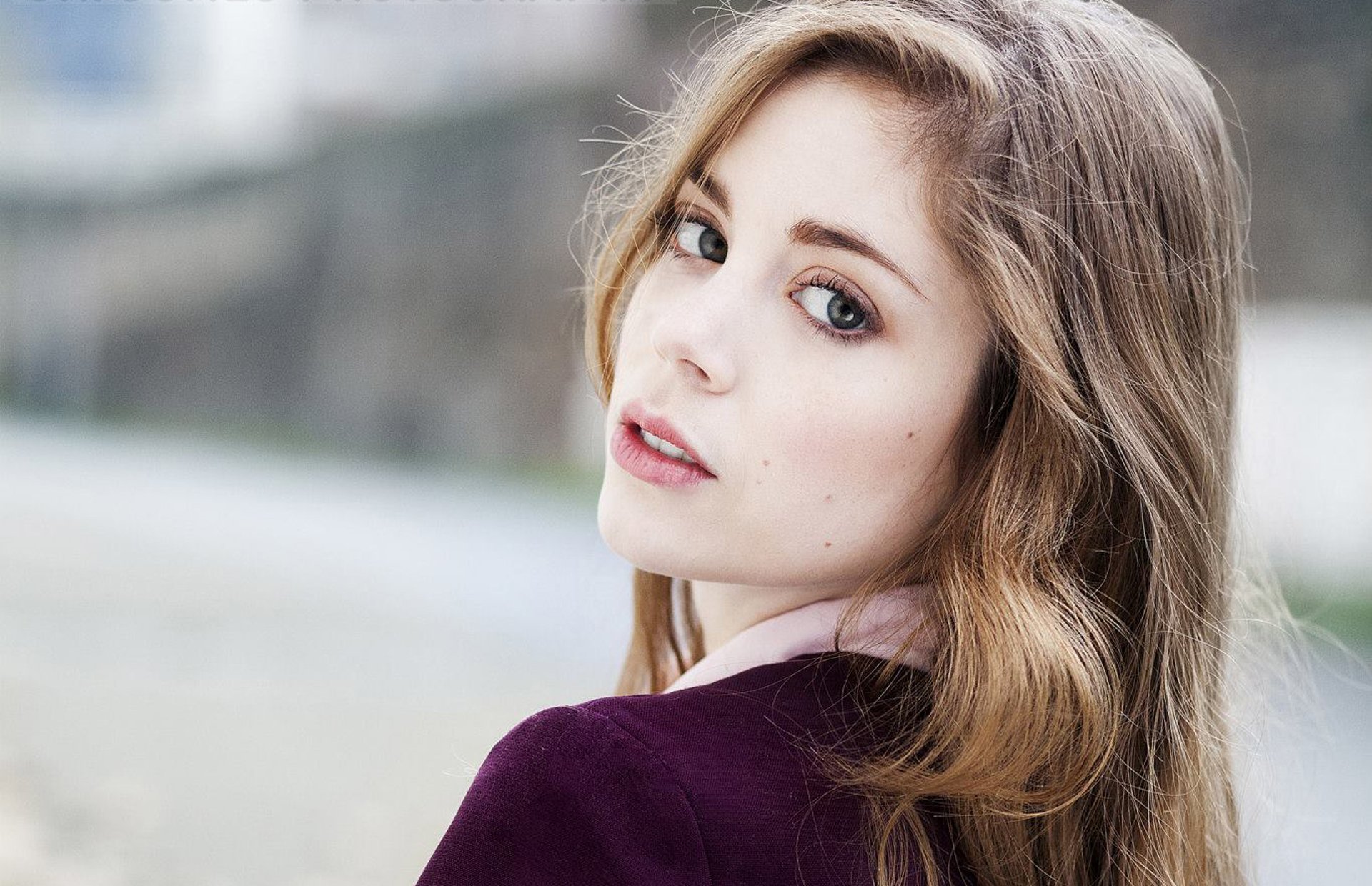 Download Actress Celebrity Charlotte Hope HD Wallpaper