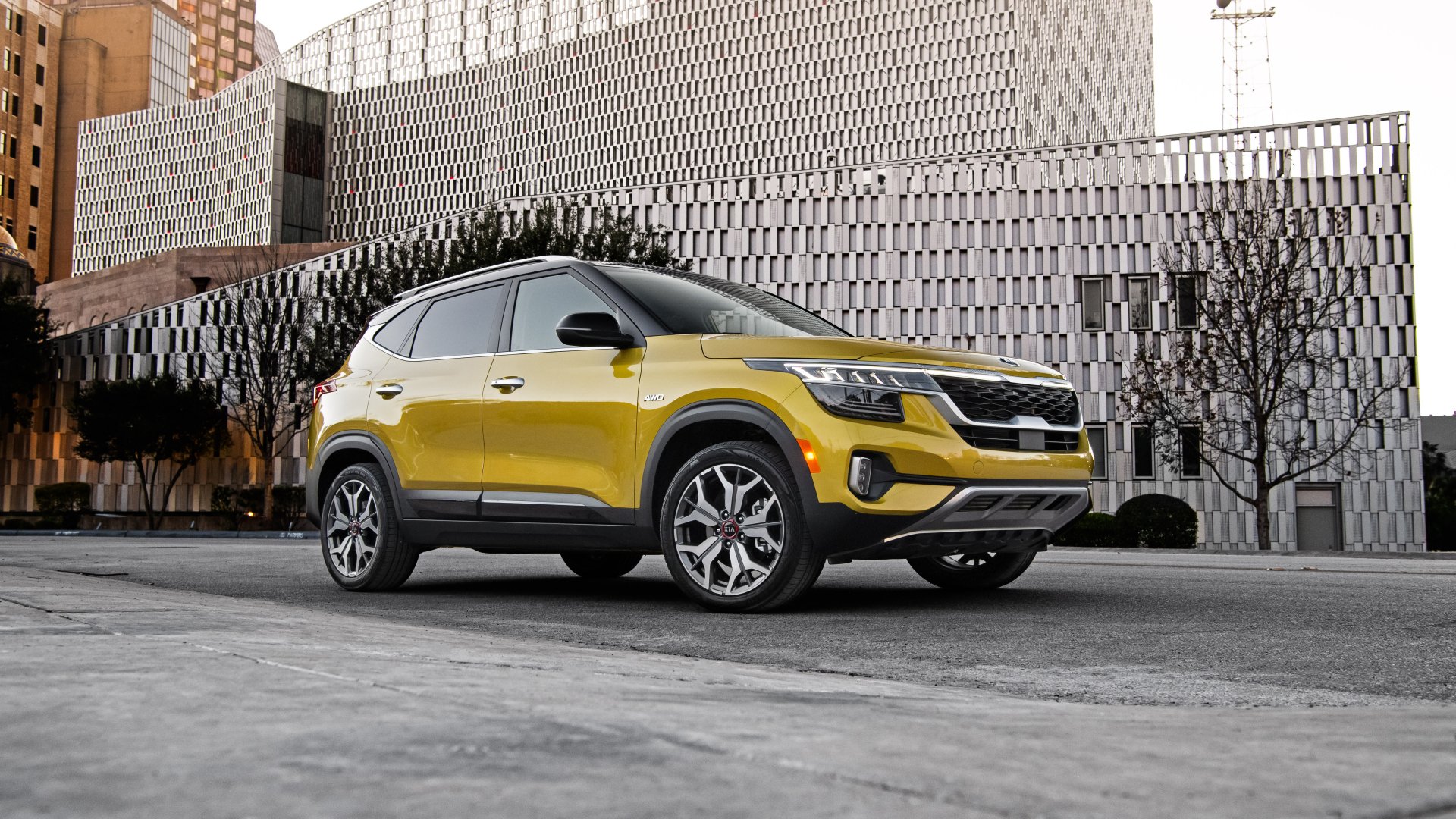 Download SUV Yellow Car Car Kia Vehicle Kia Seltos 4k Ultra HD Wallpaper