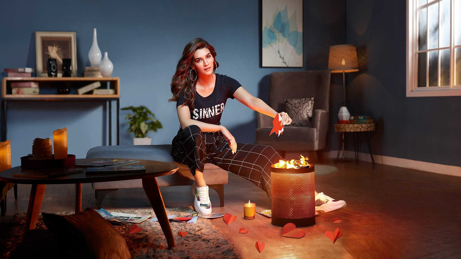 Download Bollywood Actress Indian Brunette Celebrity Kriti Sanon HD Wallpaper