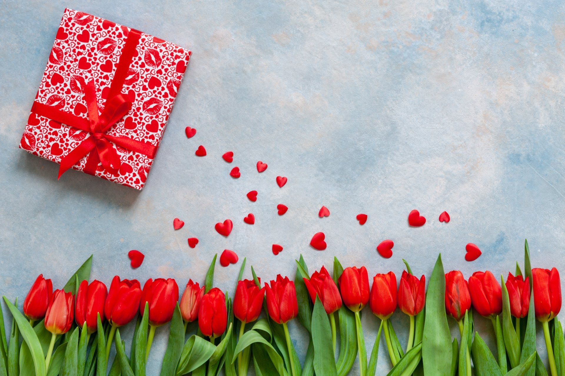 Download Romantic Love Red Flower Tulip Heart Gift Holiday Valentine's
