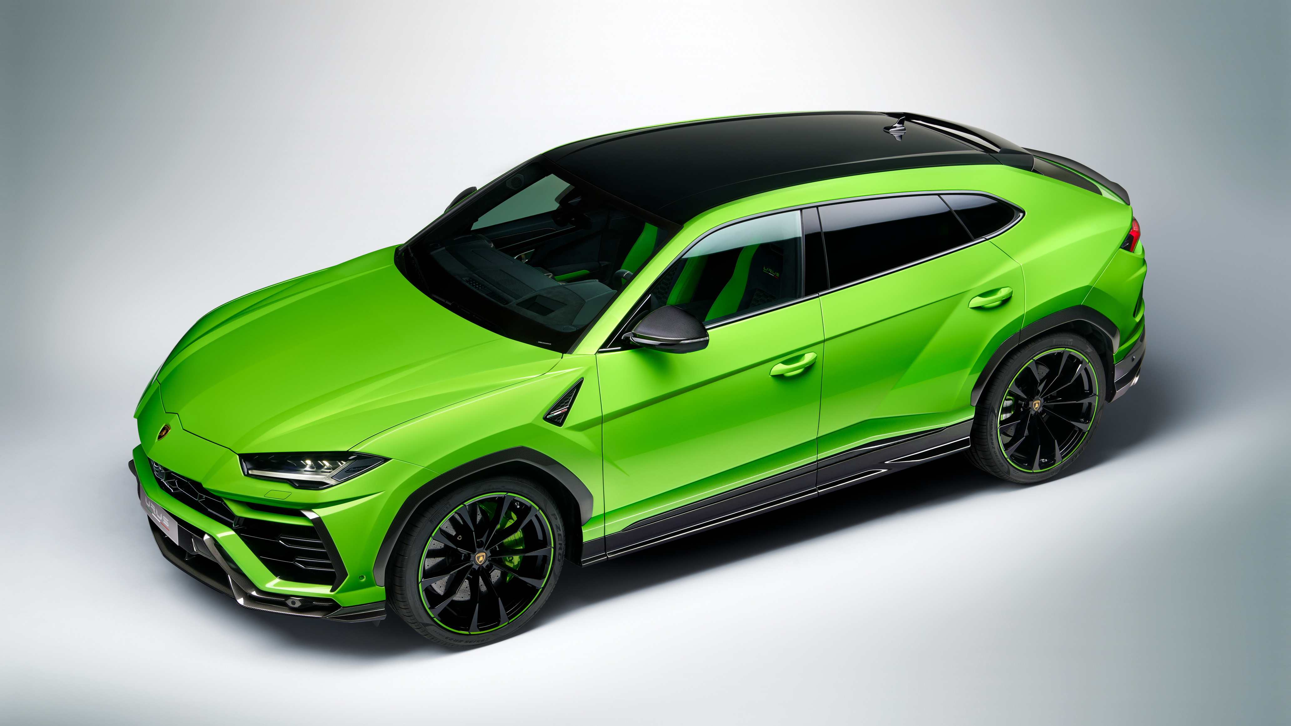 Download SUV Green Car Car Vehicle Urus 4k