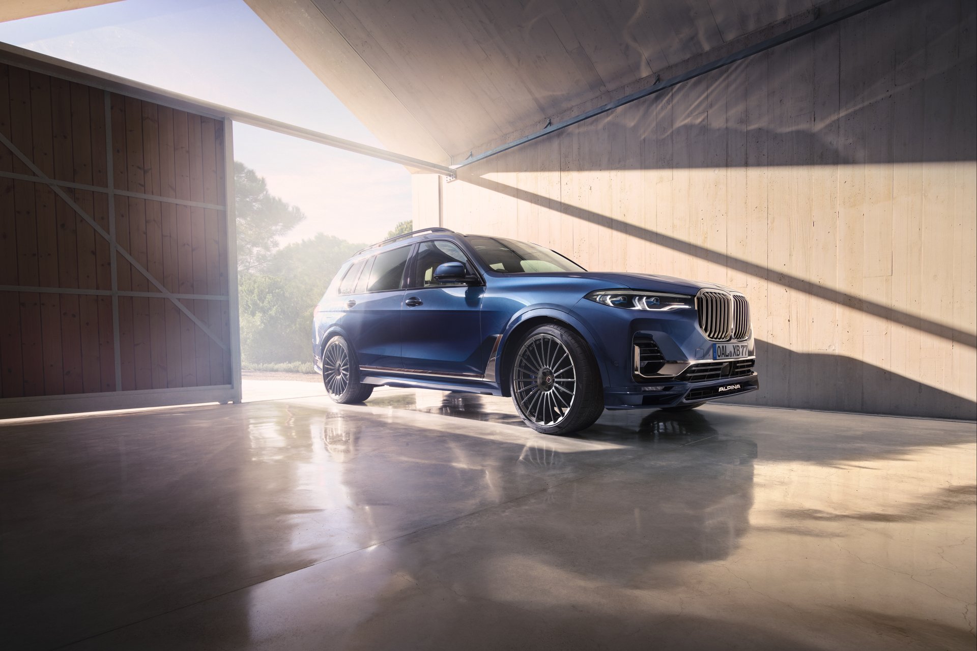 Download SUV BMW Car Vehicle BMW Alpina XB7 4k Ultra HD Wallpaper