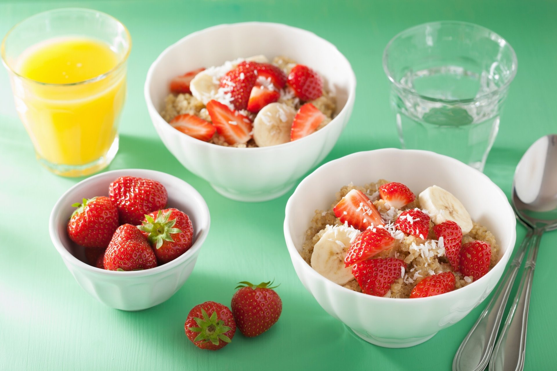 Download Oatmeal Banana Juice Strawberry Food Breakfast HD Wallpaper