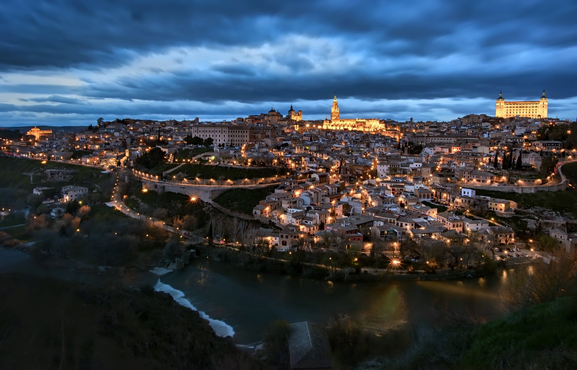 Download Man Made Toledo HD Wallpaper