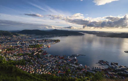  Bergen, Norway by StarCitizen
