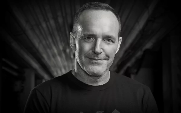 Phil Coulson Clark Gregg TV Show Marvel's Agents of S.H.I.E.L.D. HD Desktop Wallpaper | Background Image