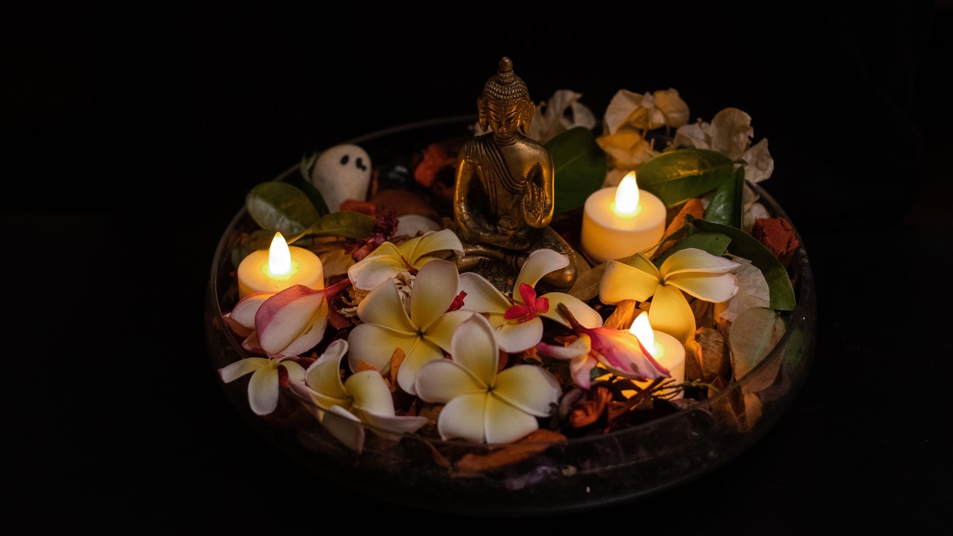 Download Figurine Petal Candle Relax Flame Flower Religious Buddha 4k Ultra HD Wallpaper