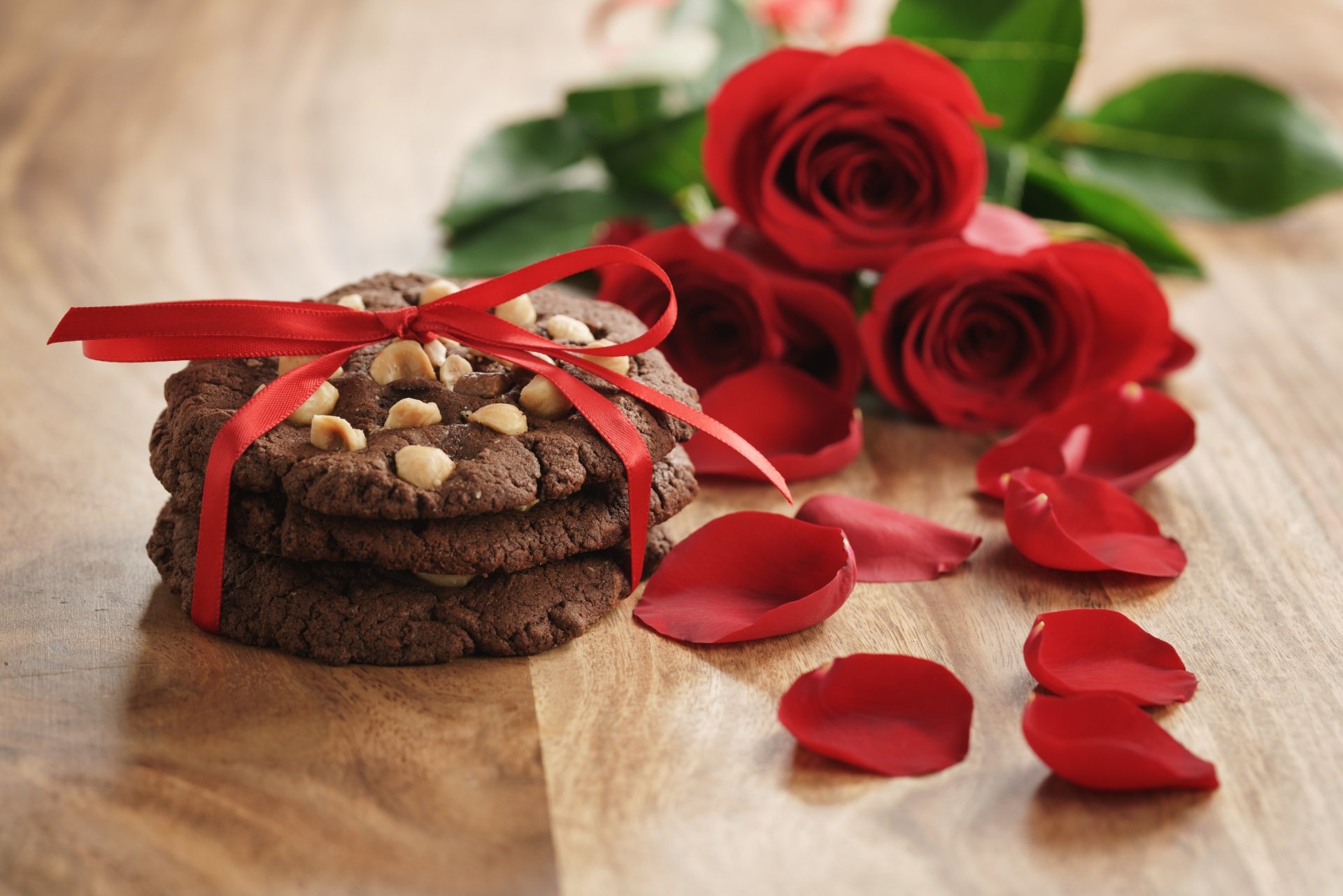 Download Rose Petal Food Cookie 4k Ultra HD Wallpaper