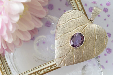 pendant heart stone flower man made jewelry HD Desktop Wallpaper | Background Image