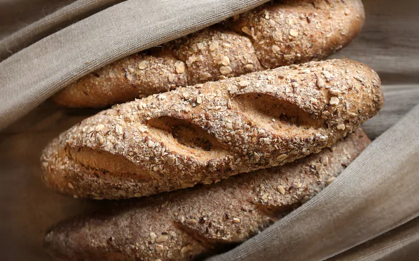  Whole wheat cereal bread by Hoa Luu