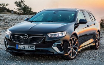 Opel Insignia GSi Sports Tourer 高清壁纸 桌面背景