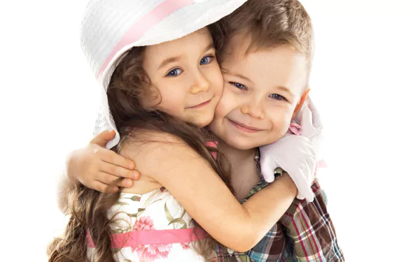 smile hat hug mood photography child HD Desktop Wallpaper | Background Image