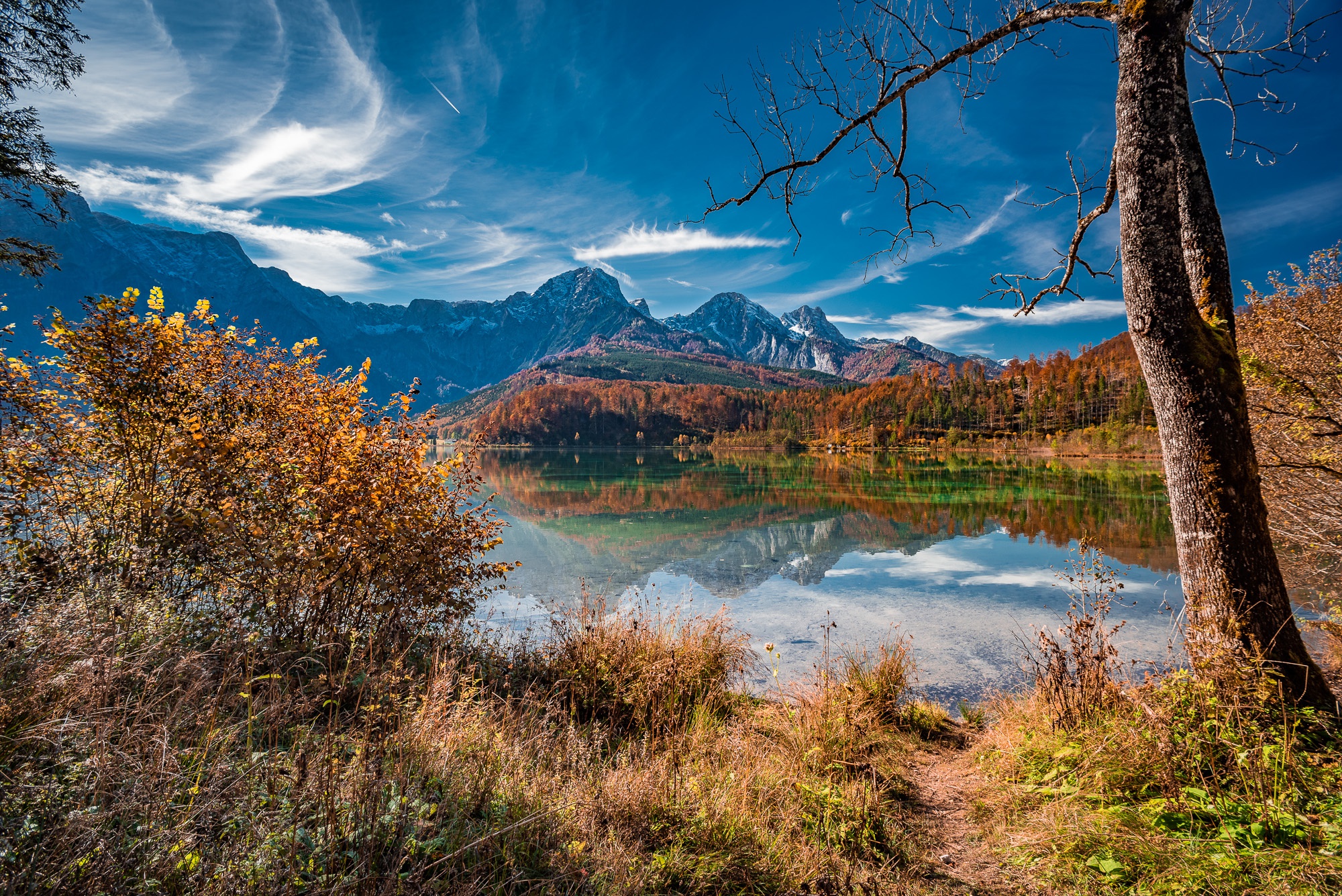 Autumn Serenity: Austrian Mountains Reflected in Tranquil Lake ...