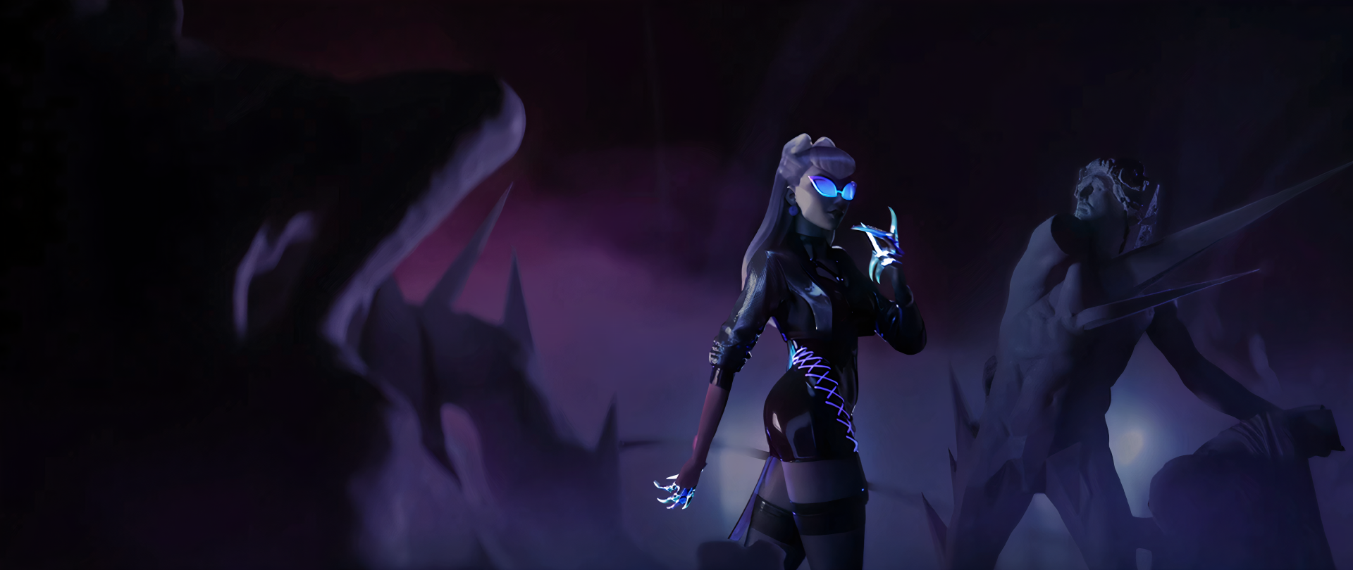 Evelynn from K/DA in League of Legends stands confidently in a dark, misty landscape, styled in sleek K-pop-inspired attire in this 4K Ultra HD video game wallpaper.