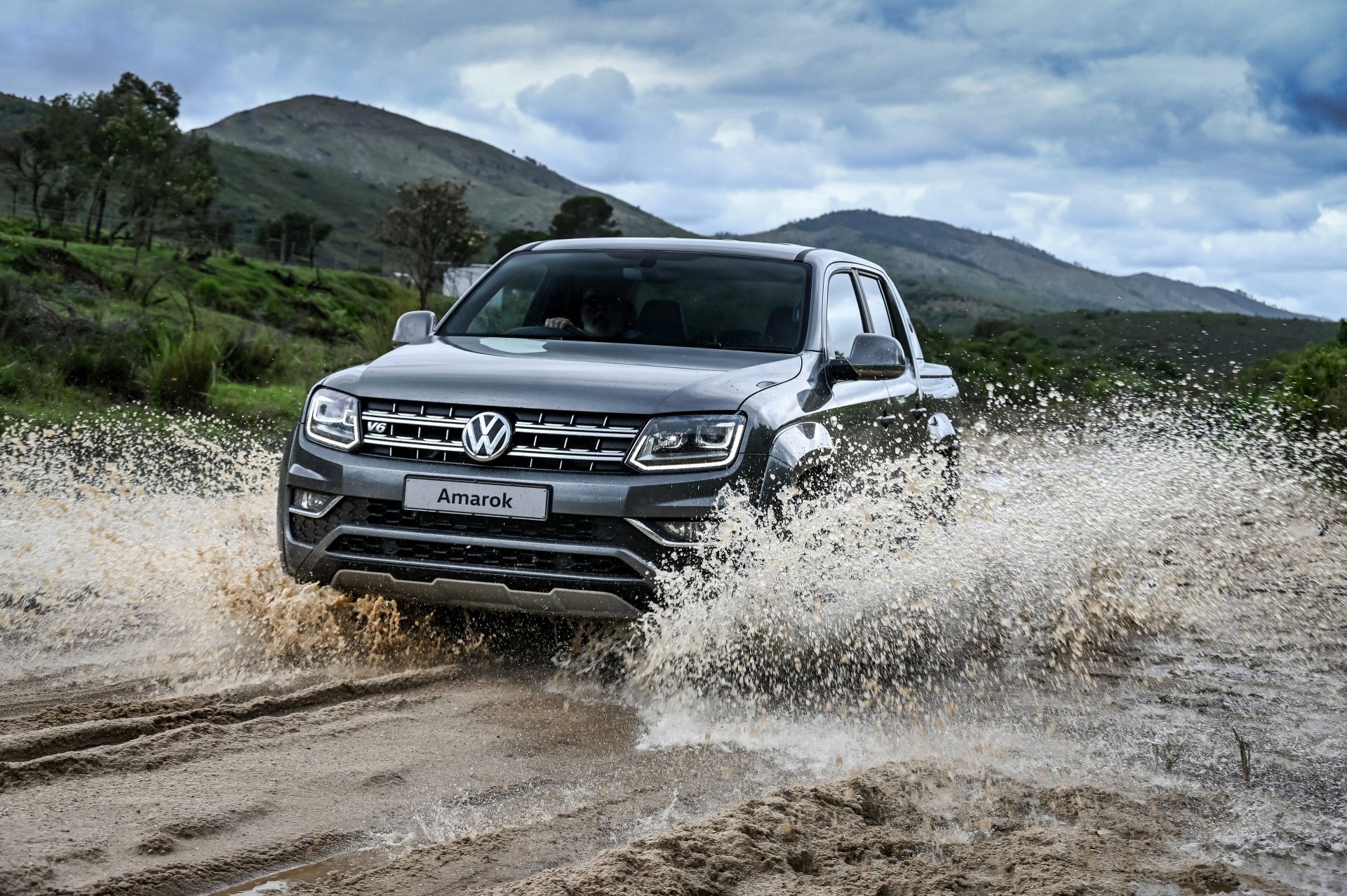 Download Car Volkswagen Vehicle Volkswagen Amarok 4k Ultra HD Wallpaper