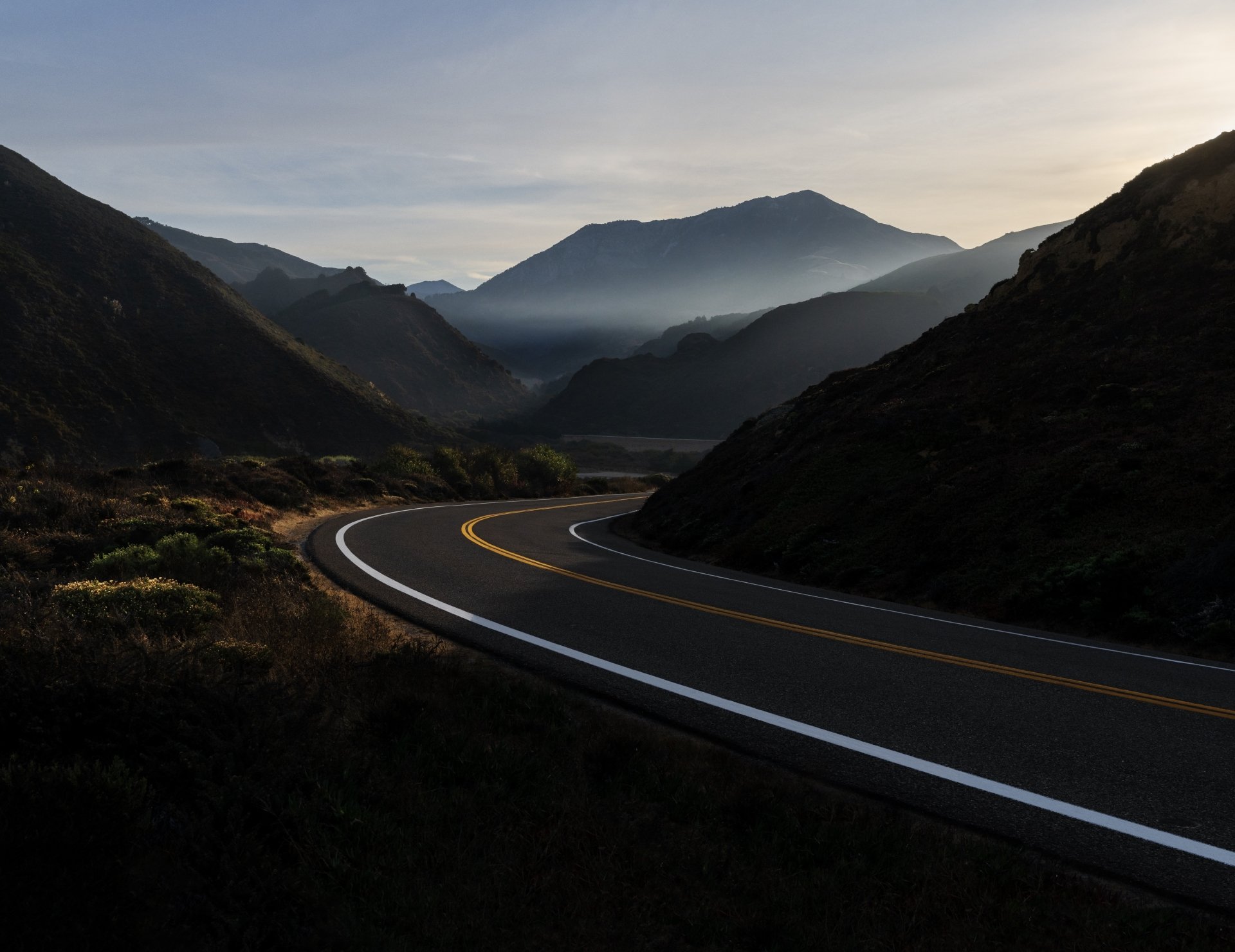 Download Man Made Road 4k Ultra HD Wallpaper