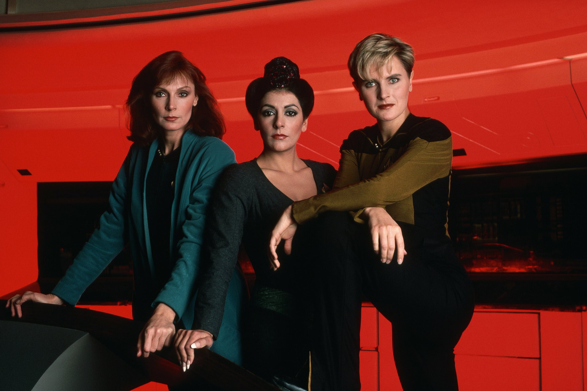 Download Denise Crosby Gates Mcfadden Marina Sirits Beverly Crusher Tasha Yar Deanna Troi Tv 