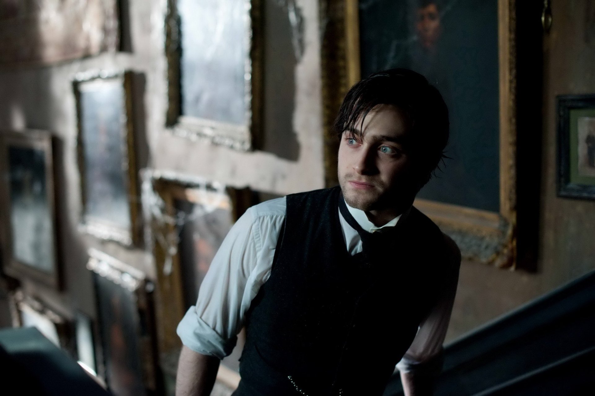 Download Daniel Radcliffe Arthur Kipps Movie The Woman In Black HD Wallpaper