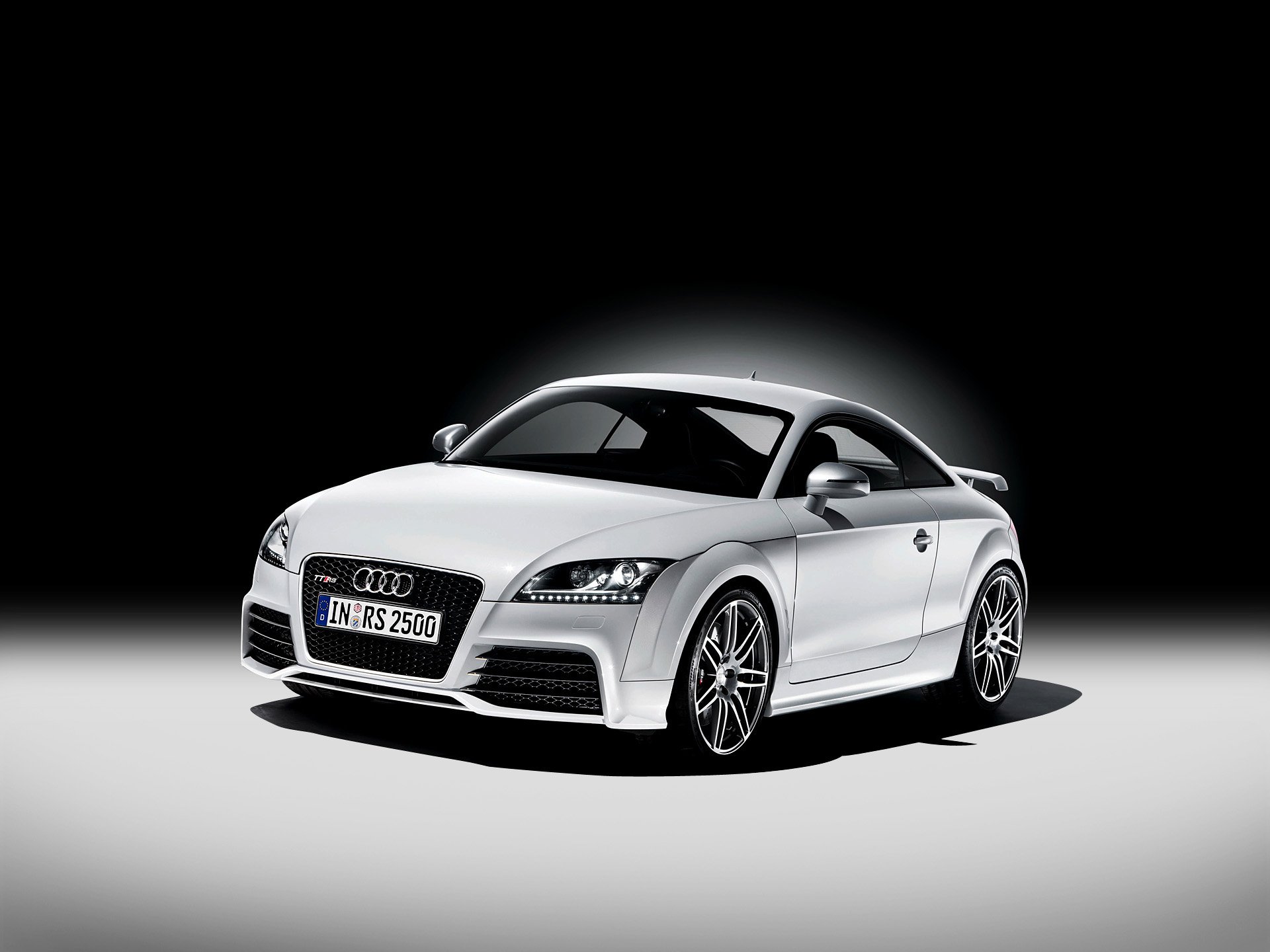 Audi tt rs 2009