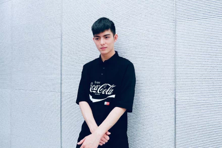 Celebrity Wang Hao Xuan HD Desktop Wallpaper | Background Image