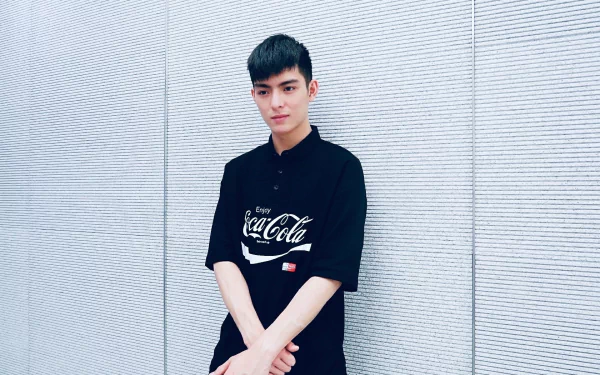 Celebrity Wang Hao Xuan HD Desktop Wallpaper | Background Image