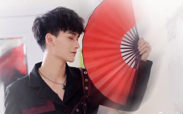 Celebrity Ji Li HD Desktop Wallpaper | Background Image