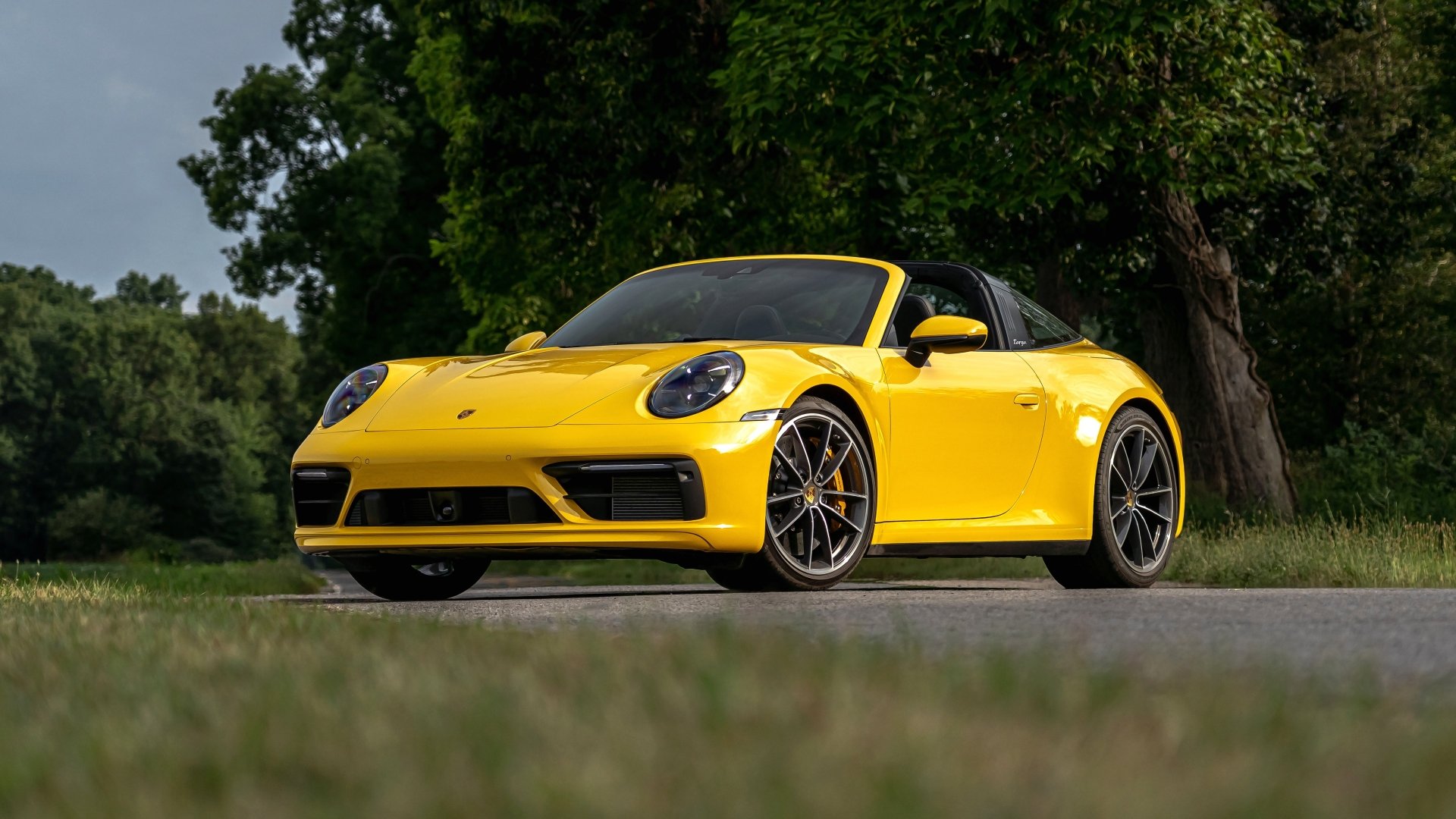 Download Yellow Car Car Porsche Porsche 911 Targa 4S Vehicle Porsche 911 Targa 4k Ultra HD Wallpaper